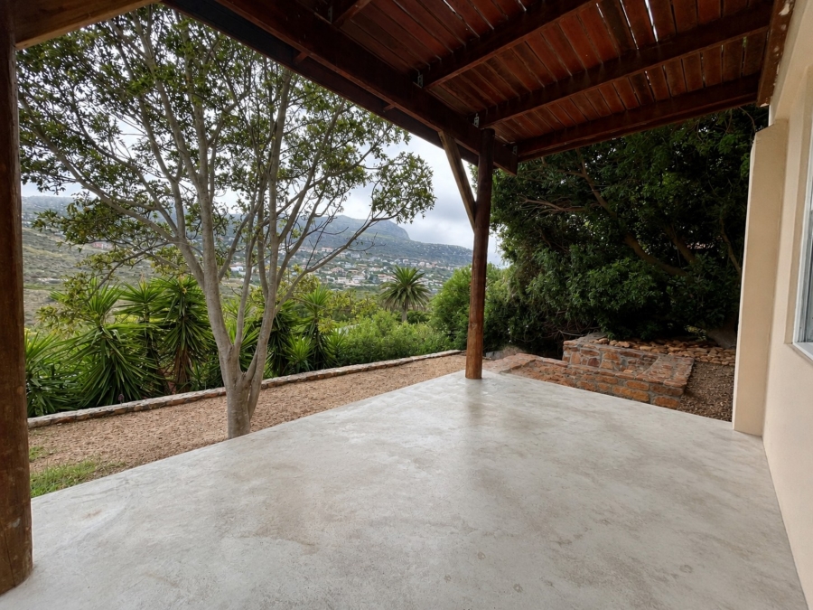 To Let 2 Bedroom Property for Rent in Glencairn Western Cape